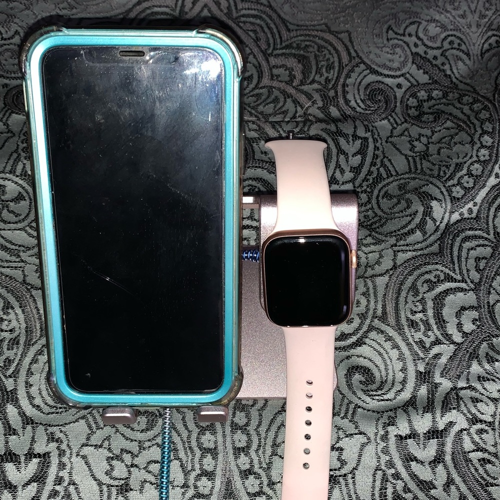 Cellphone and watch holder